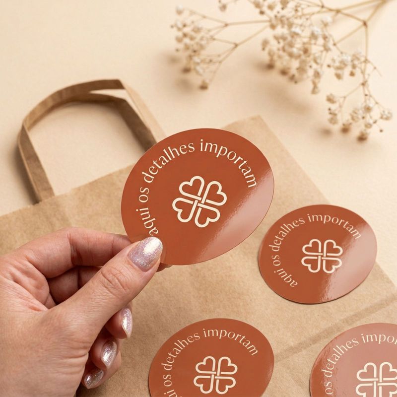 Oval Labels
